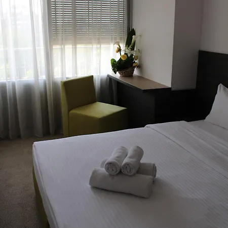 酒店 Garni Jugoslavija